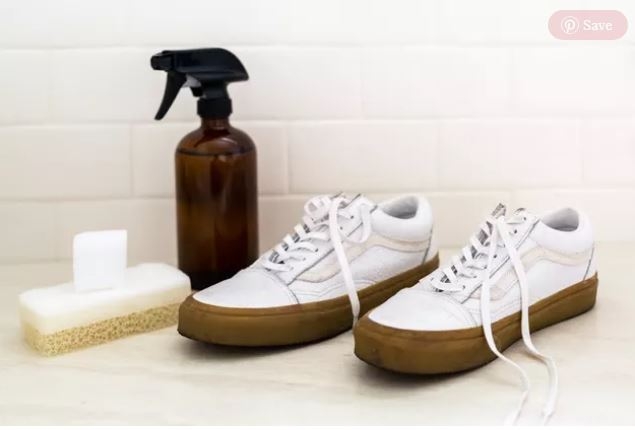 چگونه لکه های کفش را از بین ببریم؟ راههای رفع لکه ها(5 روش عالی)