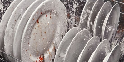 چرا ماشین ظرفشویی من ظرفها را به درستی تمیز نمی شوید؟ راهکار های مهم 